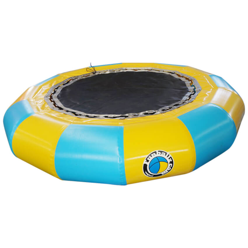 Aqua trampolin