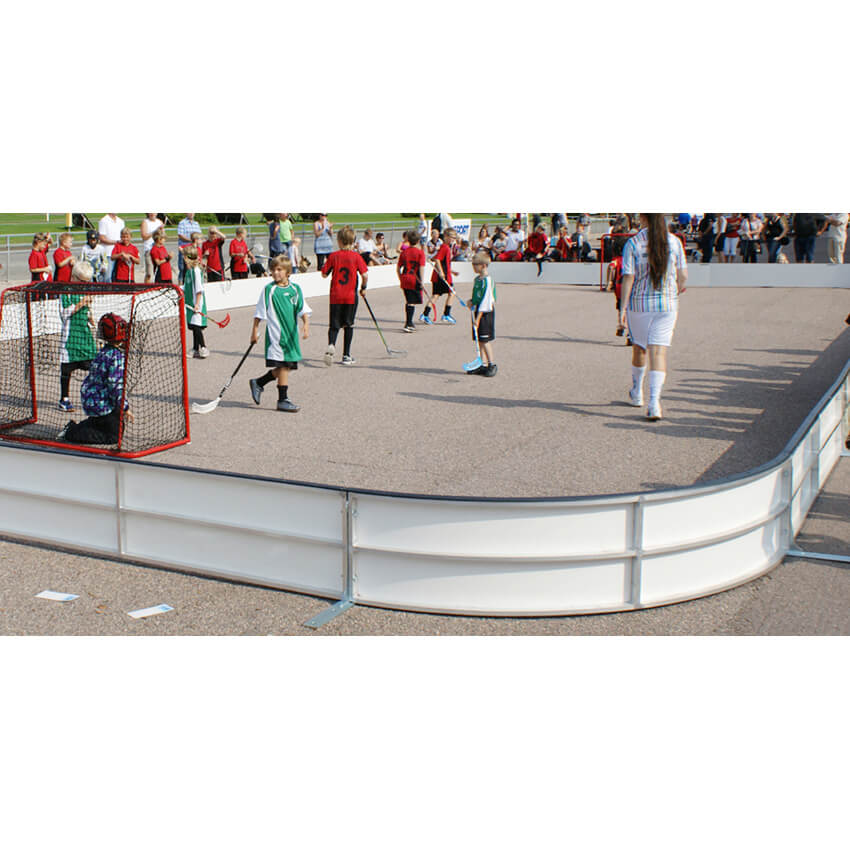 Utomhus innebandy/multibana