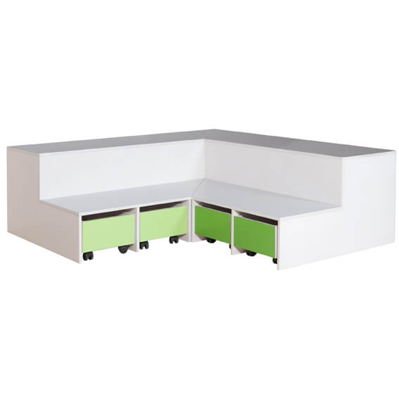 Hörnstege till scenen